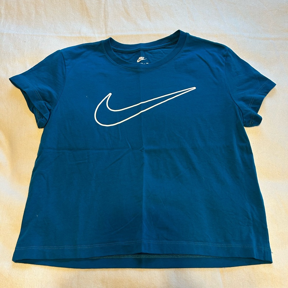 Nike Women’s Cropped T-Shirt